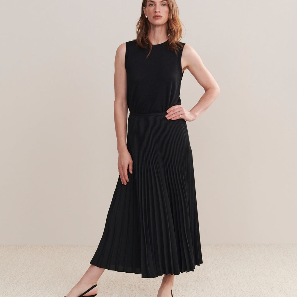Jenni Kayne Black Pleated Skirt, Size L